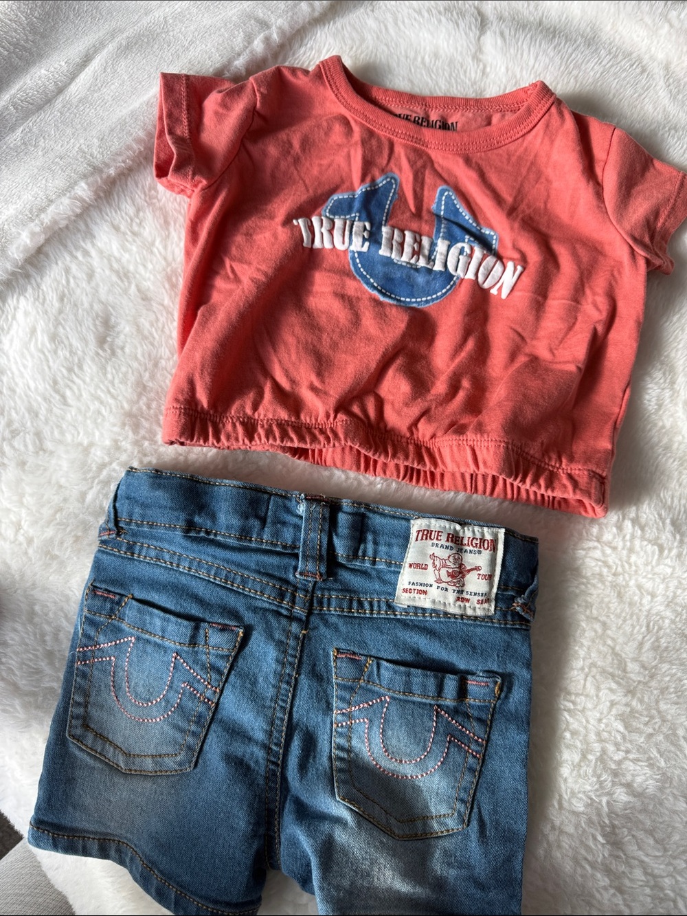 True Religion Set - Picture 2 of 2
